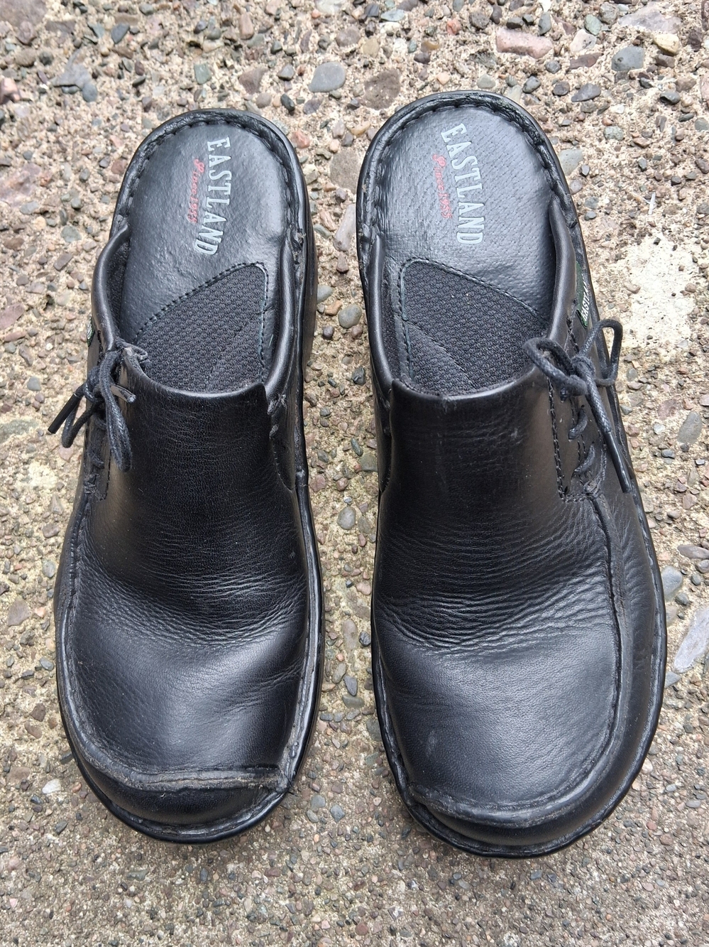 Eastland Black Leather Slip-On Clogs Mules with Lace Detail Womens Size 6.5